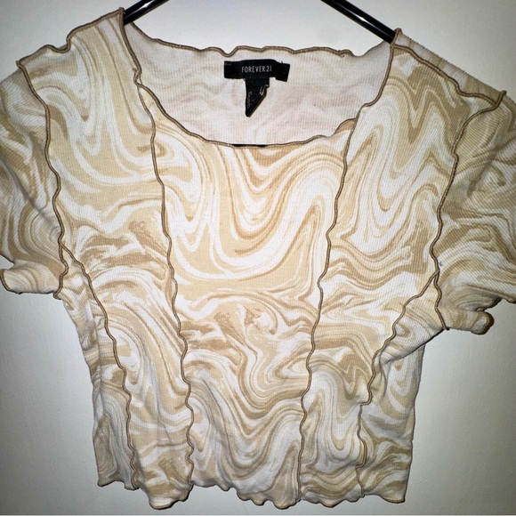 Forever 21 Cream and Tan Swirl Marbled Crop Top - Picture 3 of 6